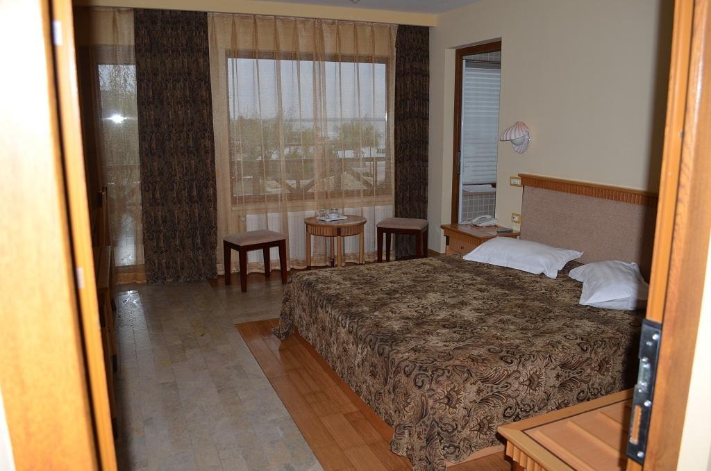 Hotel La Scoica Land Navodari Bilik gambar