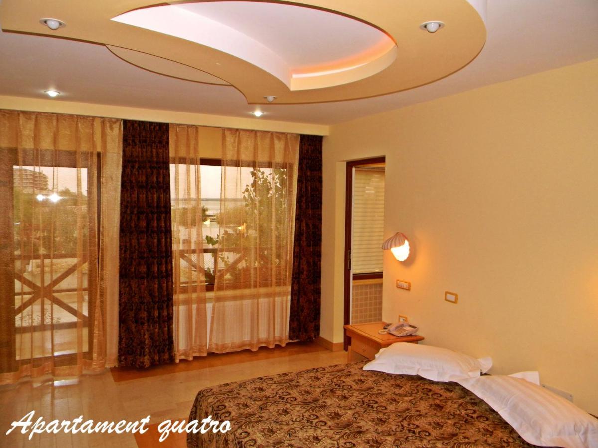 Hotel La Scoica Land Navodari Luaran gambar
